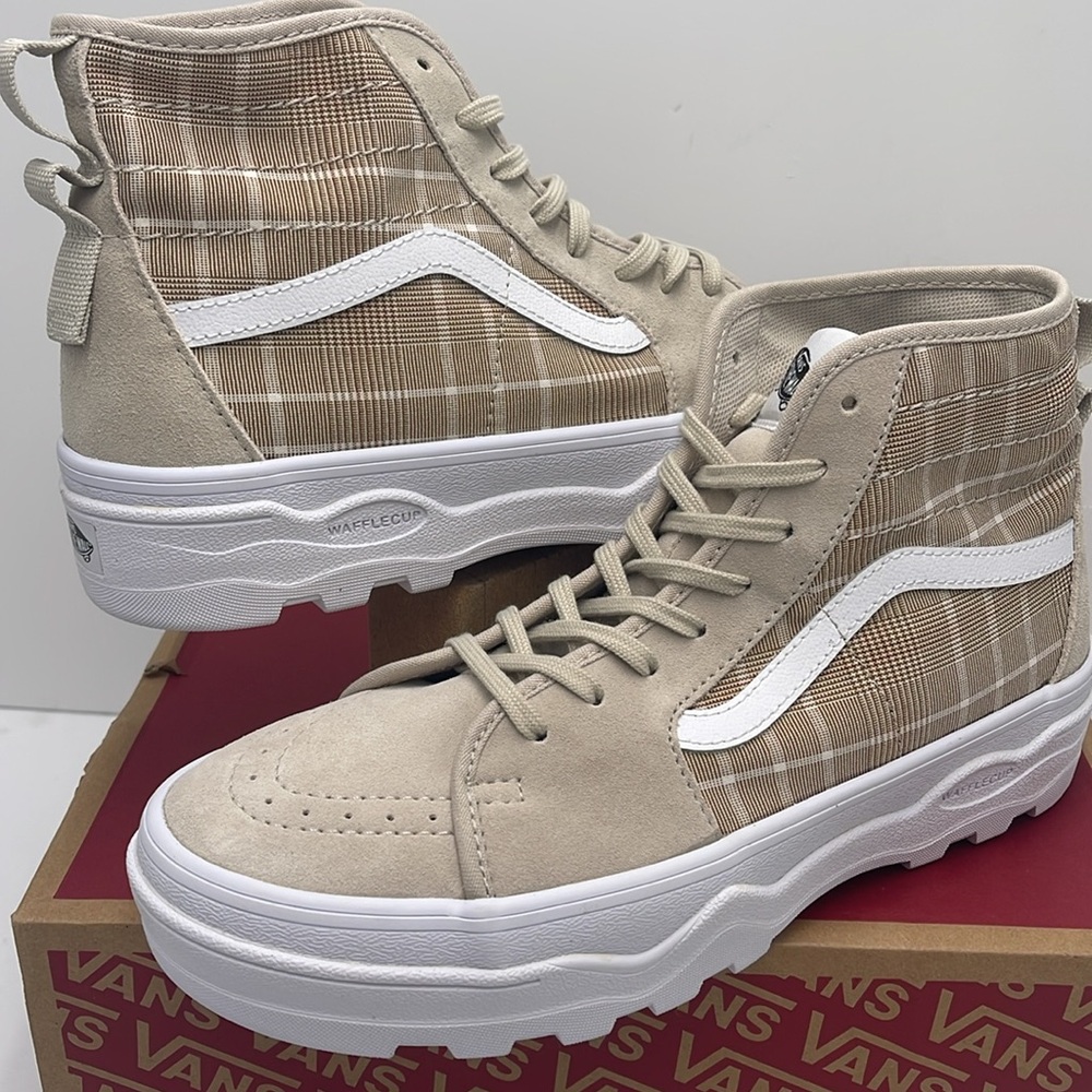 Vans WMNS Sentry Sk8-Hi Plaid French Oak
VN0A5KY5BLL Sneakers - Picture 10 of 16